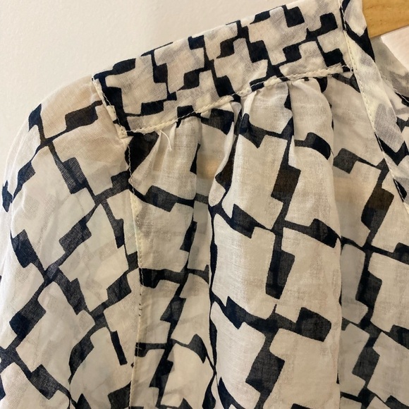 J. Crew Cotton Geometric Lightweight Long Sleeve Tunic Top - Picture 2 of 7